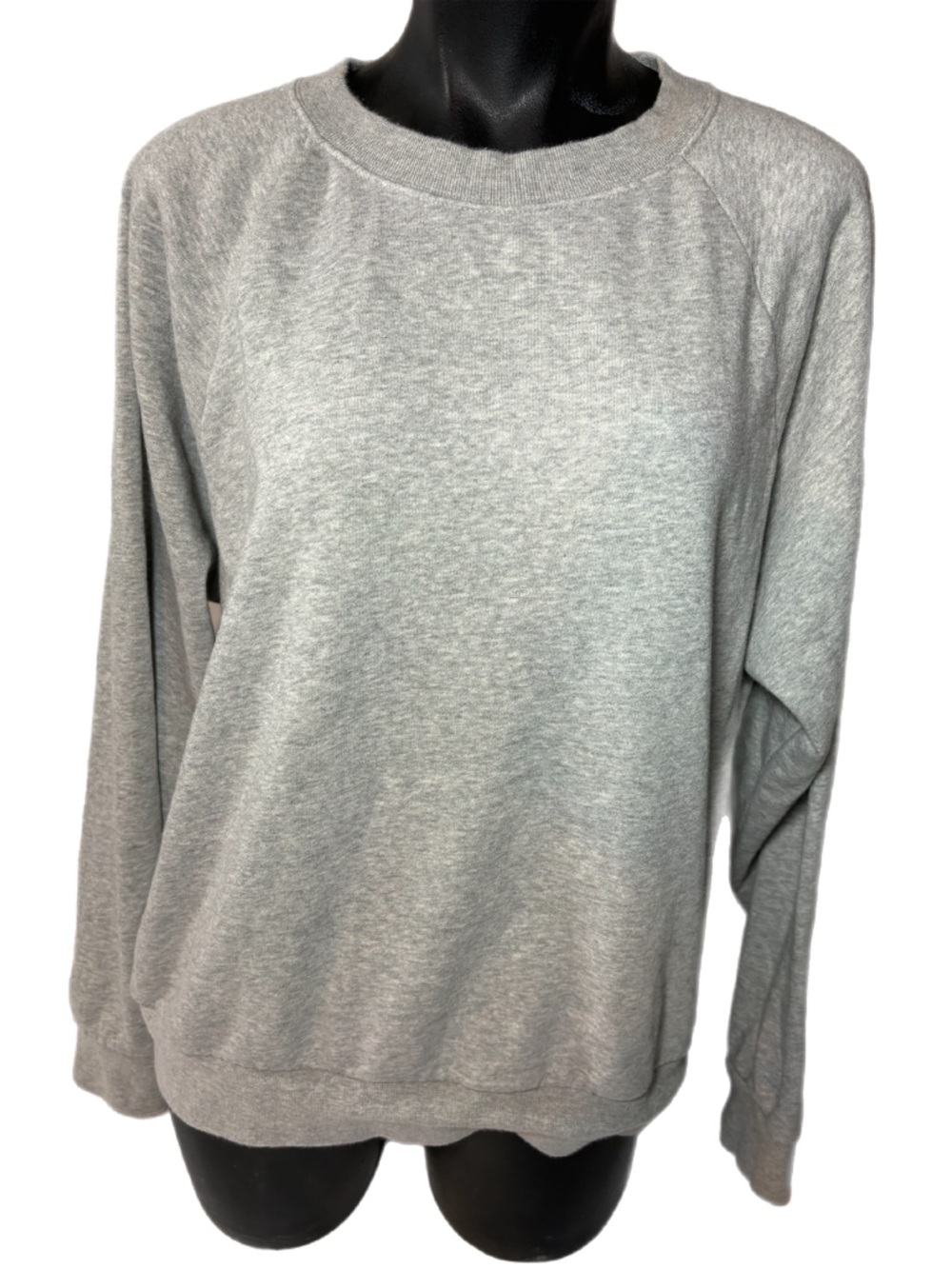 GAP Women's Light Gray Crewneck Sweatshirt
